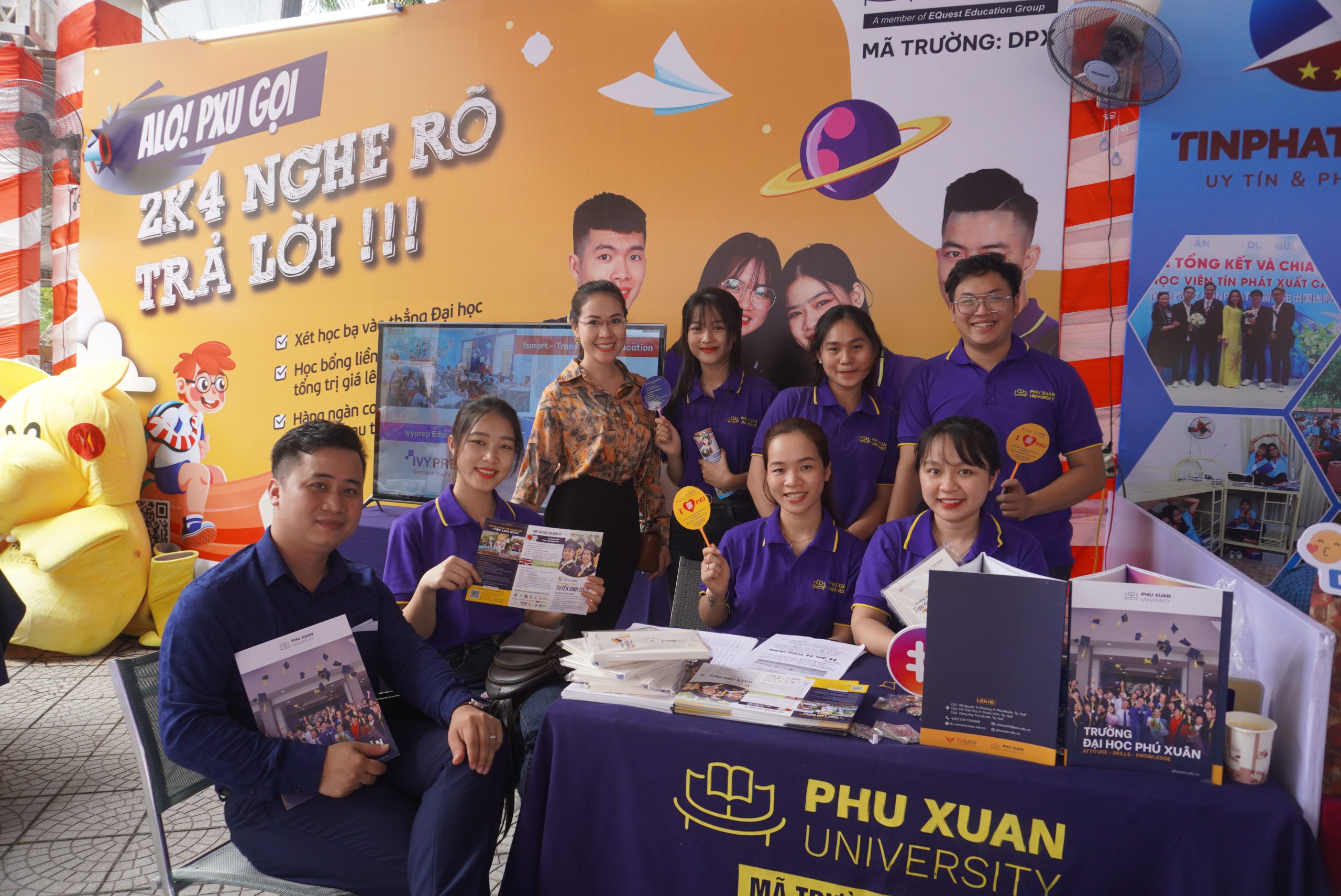 Ban tổ chức chương trình PXU Students Fair